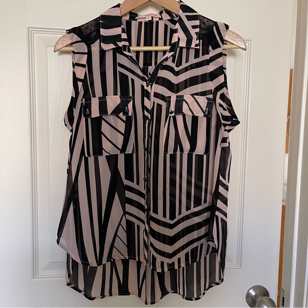 Black & Dusty Pink Stripe Sleeveless Button Down Blouse w/ Mesh Shoulder Detail